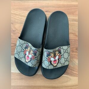 Gucci Men's GG Supreme Tiger Slide Sandal - Size 5 by Loving Kindness Everyday
